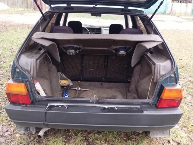 Зелений Шкода Фаворит, об'ємом двигуна 1.3 л та пробігом 323 тис. км за 628 $, фото 4 на Automoto.ua