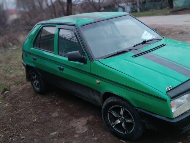 Зелений Шкода Фаворит, об'ємом двигуна 0 л та пробігом 13 тис. км за 1012 $, фото 4 на Automoto.ua