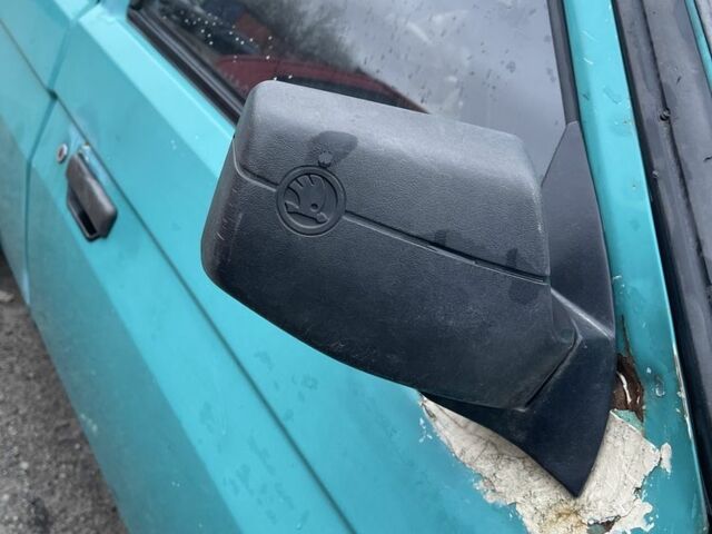 Зеленый Шкода Фаворит, объемом двигателя 1.3 л и пробегом 250 тыс. км за 355 $, фото 3 на Automoto.ua