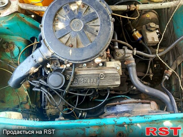 Зеленый Шкода Фаворит, объемом двигателя 1.3 л и пробегом 0 тыс. км за 900 $, фото 6 на Automoto.ua