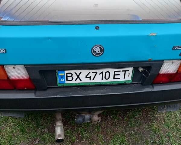 Зеленый Шкода Фаворит, объемом двигателя 1.29 л и пробегом 500 тыс. км за 900 $, фото 4 на Automoto.ua