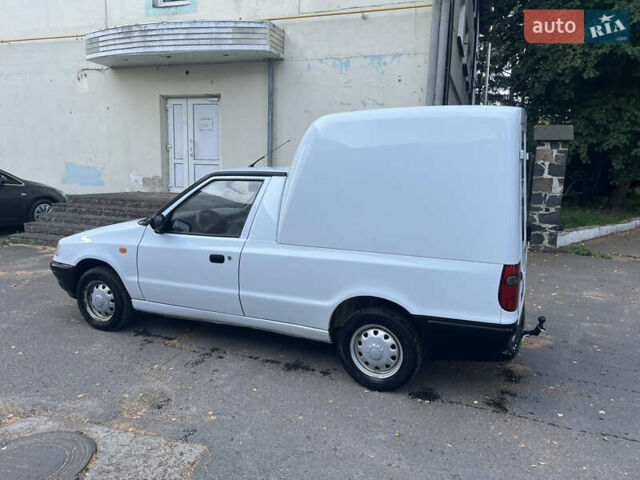 Белый Шкода Фелиция, объемом двигателя 1.9 л и пробегом 450 тыс. км за 2500 $, фото 3 на Automoto.ua