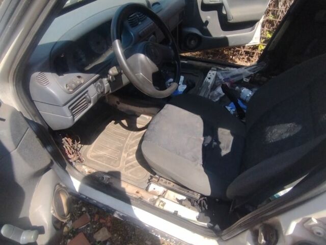 Белый Шкода Фелиция, объемом двигателя 1.3 л и пробегом 500 тыс. км за 200 $, фото 1 на Automoto.ua