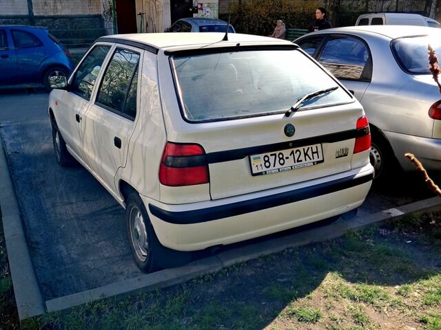 Білий Шкода Феліція, об'ємом двигуна 1.3 л та пробігом 141 тис. км за 2500 $, фото 17 на Automoto.ua