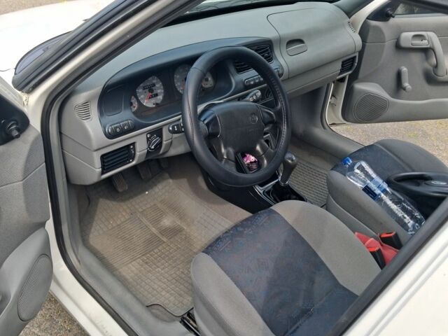 Білий Шкода Феліція, об'ємом двигуна 1.3 л та пробігом 141 тис. км за 2500 $, фото 3 на Automoto.ua