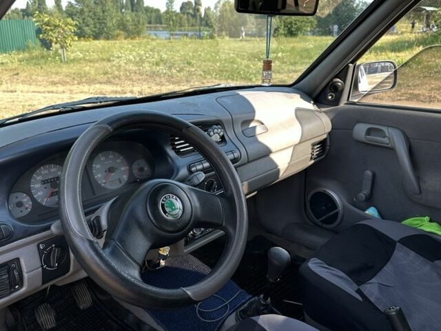 Белый Шкода Фелиция, объемом двигателя 1.3 л и пробегом 339 тыс. км за 1600 $, фото 7 на Automoto.ua