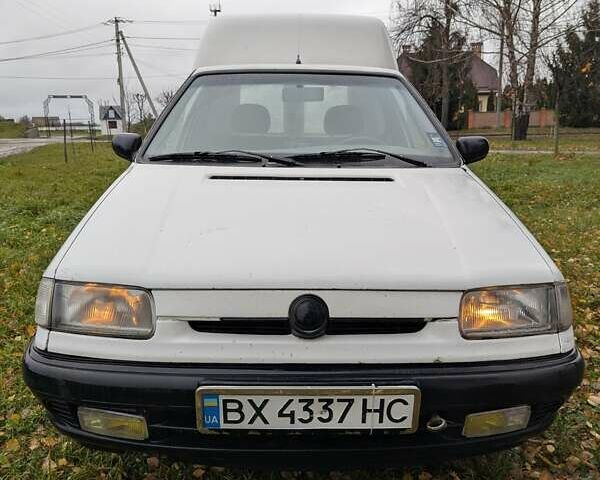 Білий Шкода Феліція, об'ємом двигуна 1.29 л та пробігом 500 тис. км за 1299 $, фото 2 на Automoto.ua