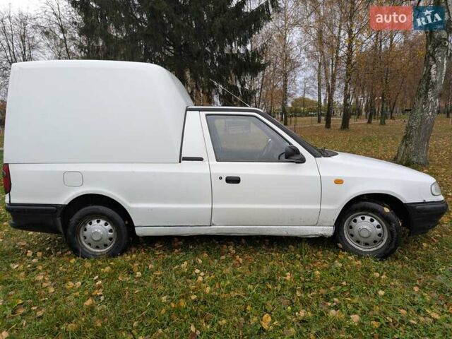 Білий Шкода Феліція, об'ємом двигуна 1.29 л та пробігом 500 тис. км за 1299 $, фото 3 на Automoto.ua