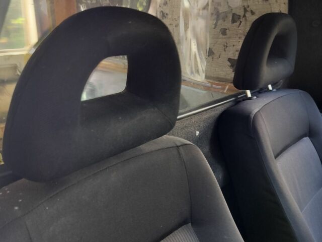 Белый Шкода Фелиция, объемом двигателя 1.3 л и пробегом 300 тыс. км за 1300 $, фото 11 на Automoto.ua