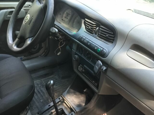 Белый Шкода Фелиция, объемом двигателя 1.3 л и пробегом 300 тыс. км за 1300 $, фото 7 на Automoto.ua