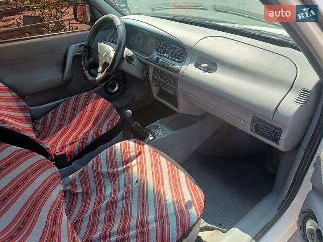 Белый Шкода Фелиция, объемом двигателя 1.3 л и пробегом 324 тыс. км за 1650 $, фото 13 на Automoto.ua