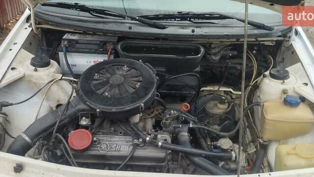 Белый Шкода Фелиция, объемом двигателя 1.29 л и пробегом 400 тыс. км за 1600 $, фото 9 на Automoto.ua