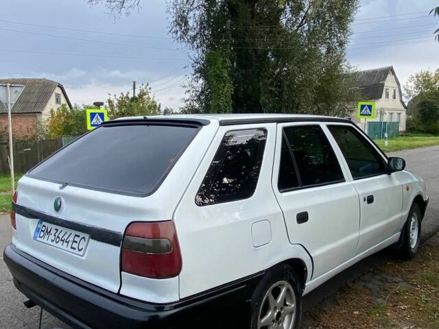 Белый Шкода Фелиция, объемом двигателя 1.3 л и пробегом 74 тыс. км за 1319 $, фото 3 на Automoto.ua