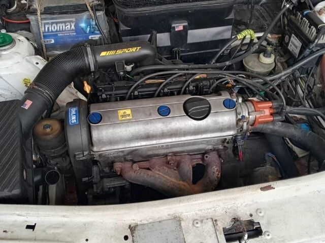 Білий Шкода Феліція, об'ємом двигуна 0 л та пробігом 300 тис. км за 1438 $, фото 4 на Automoto.ua