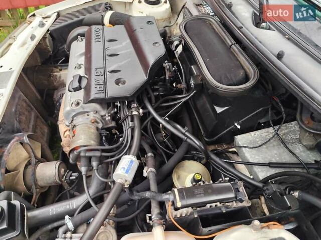 Белый Шкода Фелиция, объемом двигателя 1.6 л и пробегом 160 тыс. км за 1300 $, фото 4 на Automoto.ua