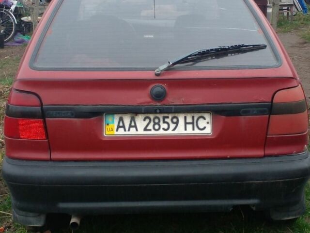 Червоний Шкода Феліція, об'ємом двигуна 1.3 л та пробігом 250 тис. км за 835 $, фото 1 на Automoto.ua