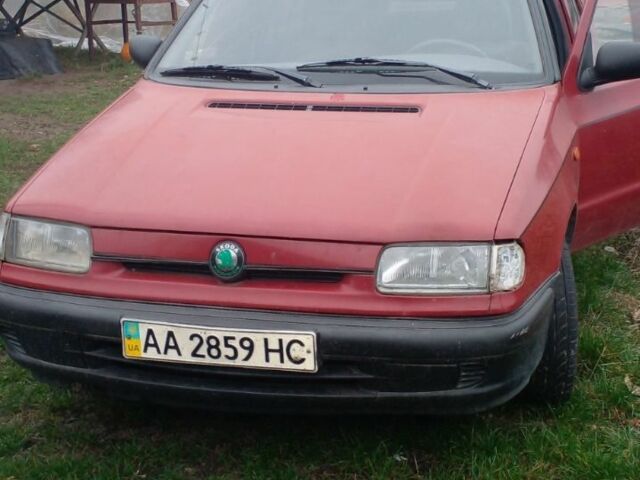 Червоний Шкода Феліція, об'ємом двигуна 1.3 л та пробігом 250 тис. км за 835 $, фото 6 на Automoto.ua