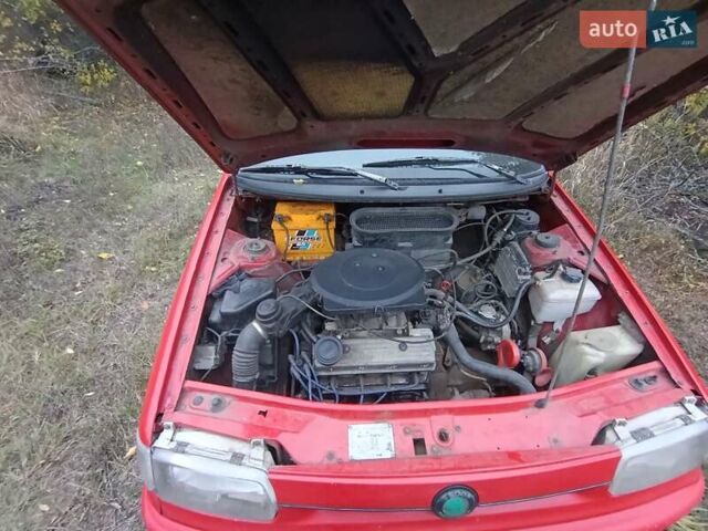 Красный Шкода Фелиция, объемом двигателя 1.29 л и пробегом 220 тыс. км за 1950 $, фото 11 на Automoto.ua