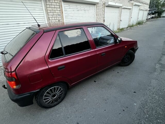 Красный Шкода Фелиция, объемом двигателя 1.3 л и пробегом 223 тыс. км за 1300 $, фото 11 на Automoto.ua