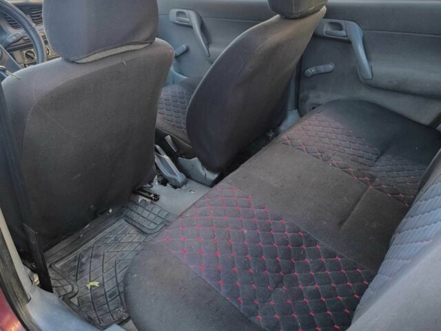 Червоний Шкода Феліція, об'ємом двигуна 1.6 л та пробігом 340 тис. км за 800 $, фото 7 на Automoto.ua