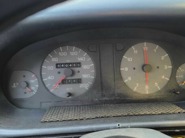 Червоний Шкода Феліція, об'ємом двигуна 1.6 л та пробігом 340 тис. км за 800 $, фото 6 на Automoto.ua