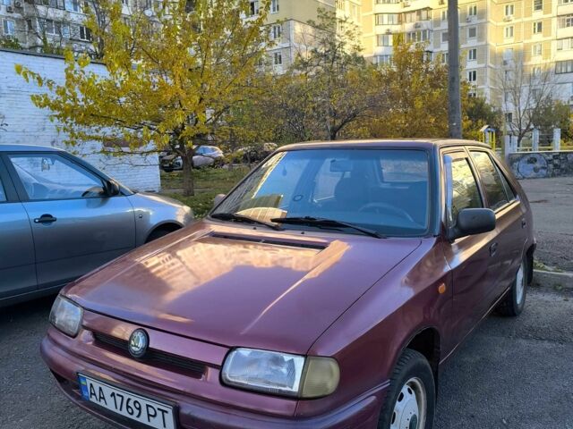 Червоний Шкода Феліція, об'ємом двигуна 1.6 л та пробігом 340 тис. км за 800 $, фото 4 на Automoto.ua