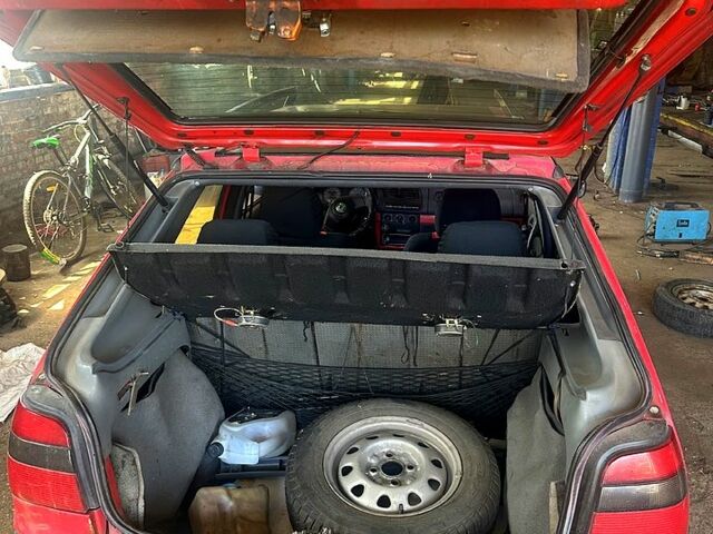 Червоний Шкода Феліція, об'ємом двигуна 13 л та пробігом 250 тис. км за 600 $, фото 4 на Automoto.ua