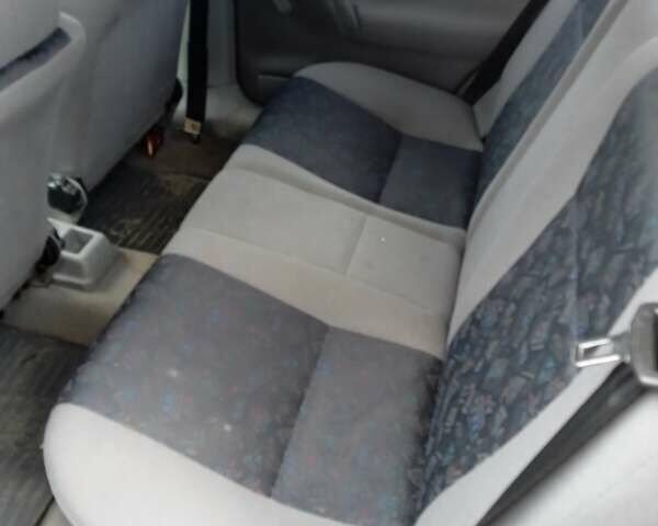 Червоний Шкода Феліція, об'ємом двигуна 1.3 л та пробігом 280 тис. км за 1750 $, фото 3 на Automoto.ua