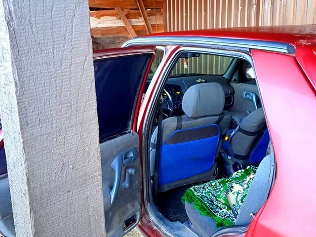 Червоний Шкода Феліція, об'ємом двигуна 1.6 л та пробігом 212 тис. км за 1000 $, фото 3 на Automoto.ua