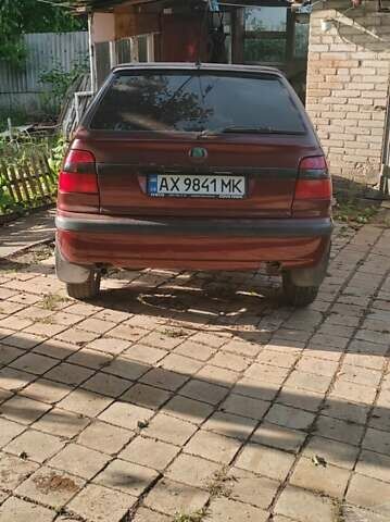 Красный Шкода Фелиция, объемом двигателя 1.3 л и пробегом 251 тыс. км за 1500 $, фото 10 на Automoto.ua