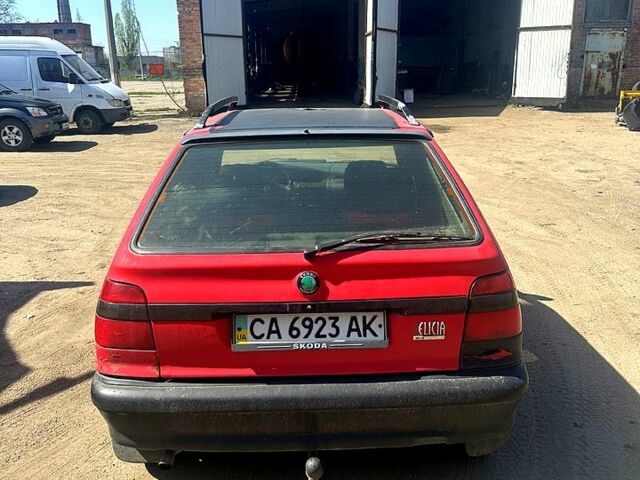 Червоний Шкода Феліція, об'ємом двигуна 13 л та пробігом 250 тис. км за 600 $, фото 6 на Automoto.ua