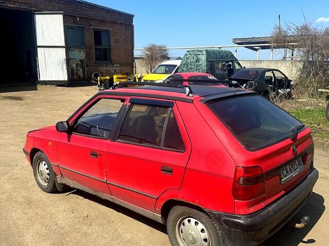 Червоний Шкода Феліція, об'ємом двигуна 13 л та пробігом 250 тис. км за 600 $, фото 5 на Automoto.ua