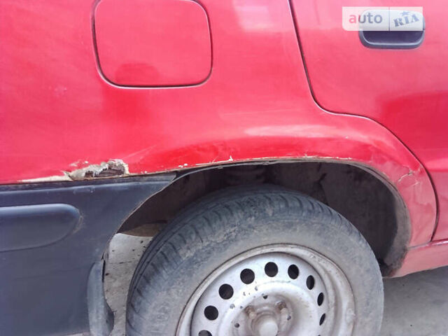 Красный Шкода Фелиция, объемом двигателя 1.3 л и пробегом 140 тыс. км за 1350 $, фото 8 на Automoto.ua
