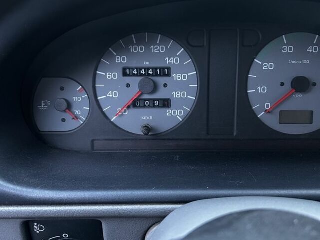 Красный Шкода Фелиция, объемом двигателя 1.3 л и пробегом 144 тыс. км за 1600 $, фото 7 на Automoto.ua