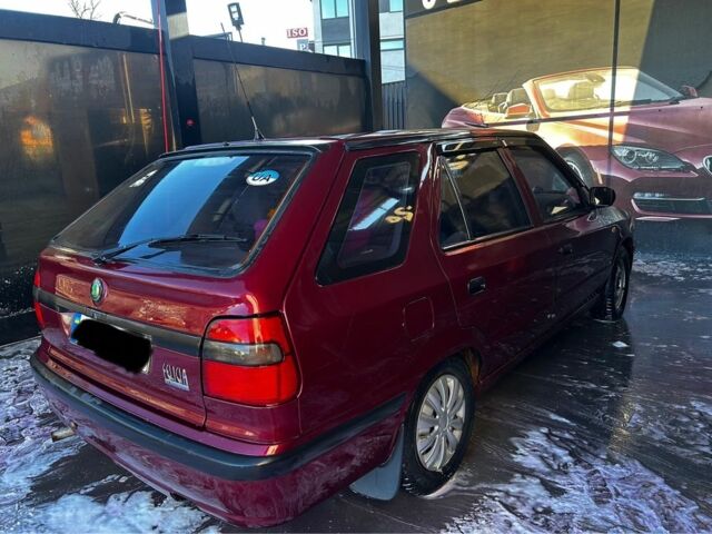 Красный Шкода Фелиция, объемом двигателя 1.3 л и пробегом 144 тыс. км за 1600 $, фото 3 на Automoto.ua