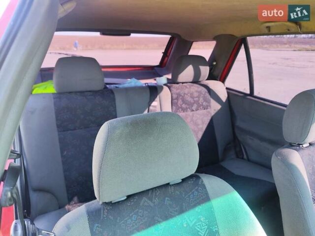 Красный Шкода Фелиция, объемом двигателя 1.3 л и пробегом 200 тыс. км за 1700 $, фото 11 на Automoto.ua