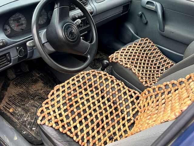 Шкода Фелиция, объемом двигателя 1.3 л и пробегом 411 тыс. км за 850 $, фото 4 на Automoto.ua