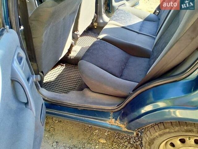 Шкода Фелиция, объемом двигателя 1.3 л и пробегом 311 тыс. км за 1300 $, фото 5 на Automoto.ua