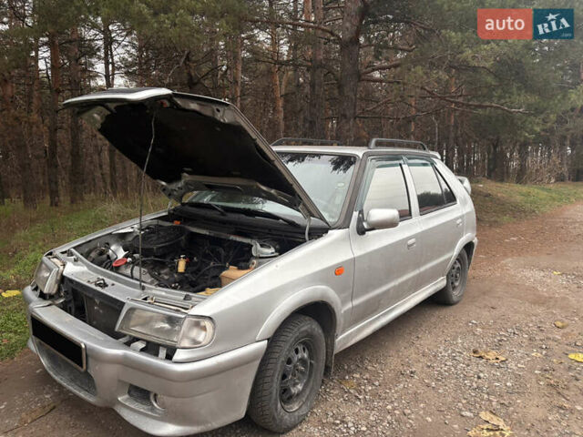 Серый Шкода Фелиция, объемом двигателя 1.3 л и пробегом 177 тыс. км за 1161 $, фото 19 на Automoto.ua