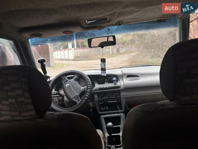 Серый Шкода Фелиция, объемом двигателя 1.3 л и пробегом 177 тыс. км за 1161 $, фото 16 на Automoto.ua