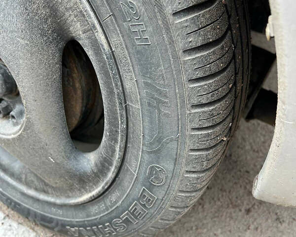 Сірий Шкода Феліція, об'ємом двигуна 1.6 л та пробігом 370 тис. км за 1650 $, фото 6 на Automoto.ua