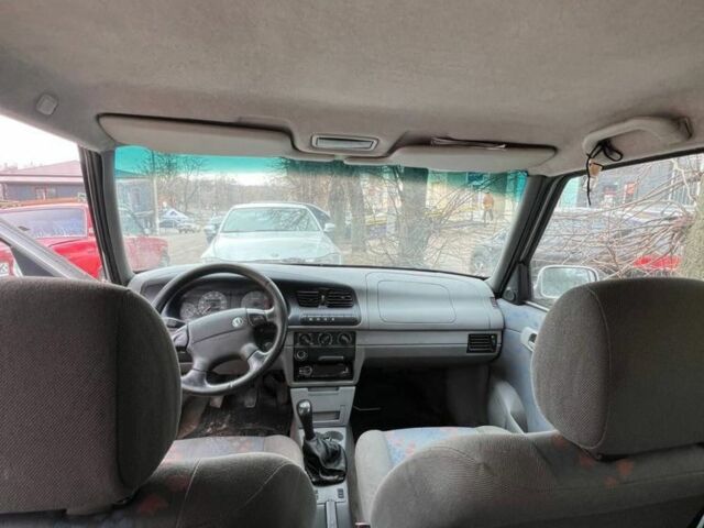 Серый Шкода Фелиция, объемом двигателя 1.6 л и пробегом 250 тыс. км за 1000 $, фото 2 на Automoto.ua