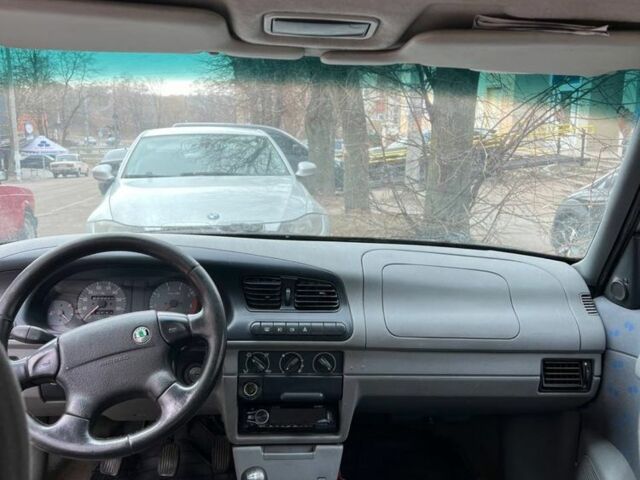 Серый Шкода Фелиция, объемом двигателя 1.6 л и пробегом 250 тыс. км за 1000 $, фото 3 на Automoto.ua