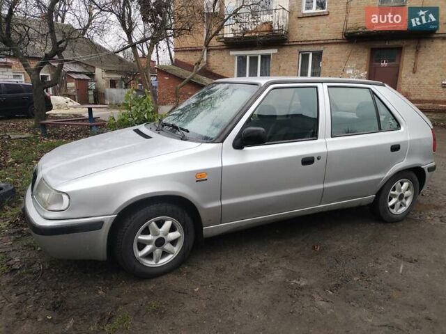 Серый Шкода Фелиция, объемом двигателя 1.6 л и пробегом 291 тыс. км за 2150 $, фото 9 на Automoto.ua