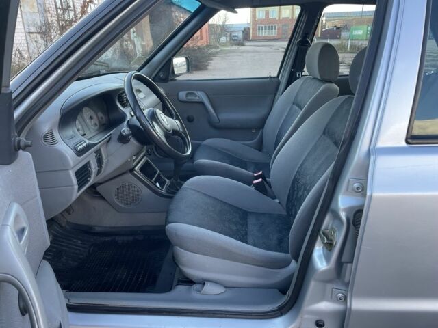 Серый Шкода Фелиция, объемом двигателя 1.6 л и пробегом 191 тыс. км за 1750 $, фото 20 на Automoto.ua