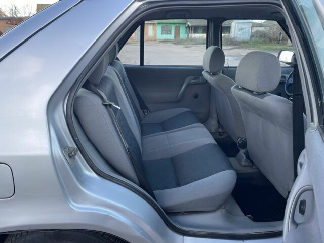 Серый Шкода Фелиция, объемом двигателя 1.6 л и пробегом 191 тыс. км за 1750 $, фото 18 на Automoto.ua