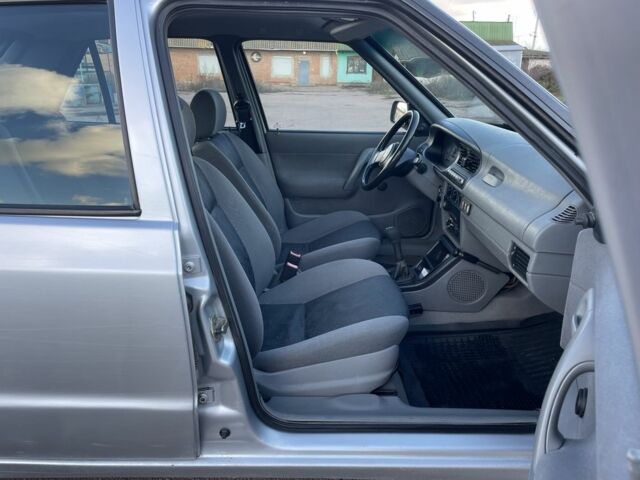 Серый Шкода Фелиция, объемом двигателя 1.6 л и пробегом 191 тыс. км за 1750 $, фото 17 на Automoto.ua