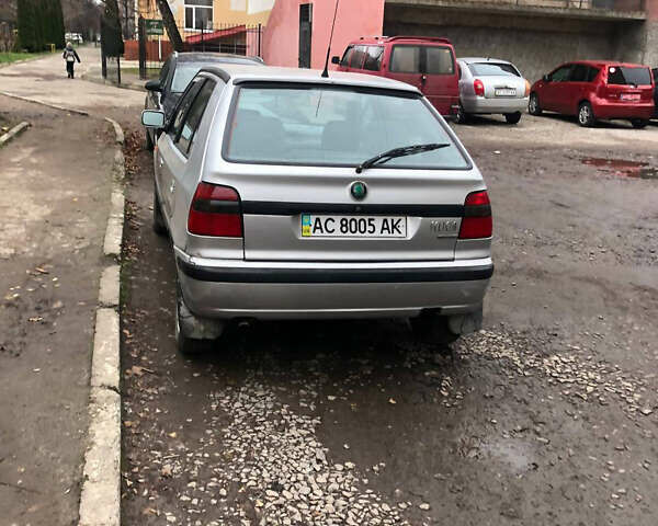 Серый Шкода Фелиция, объемом двигателя 1.3 л и пробегом 230 тыс. км за 1400 $, фото 2 на Automoto.ua