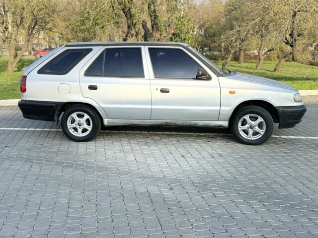 Серый Шкода Фелиция, объемом двигателя 1.3 л и пробегом 308 тыс. км за 1450 $, фото 3 на Automoto.ua