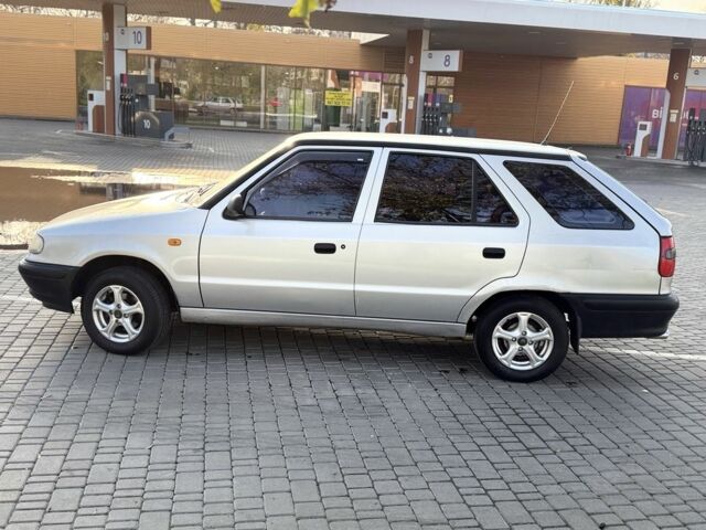 Серый Шкода Фелиция, объемом двигателя 1.3 л и пробегом 308 тыс. км за 1450 $, фото 7 на Automoto.ua